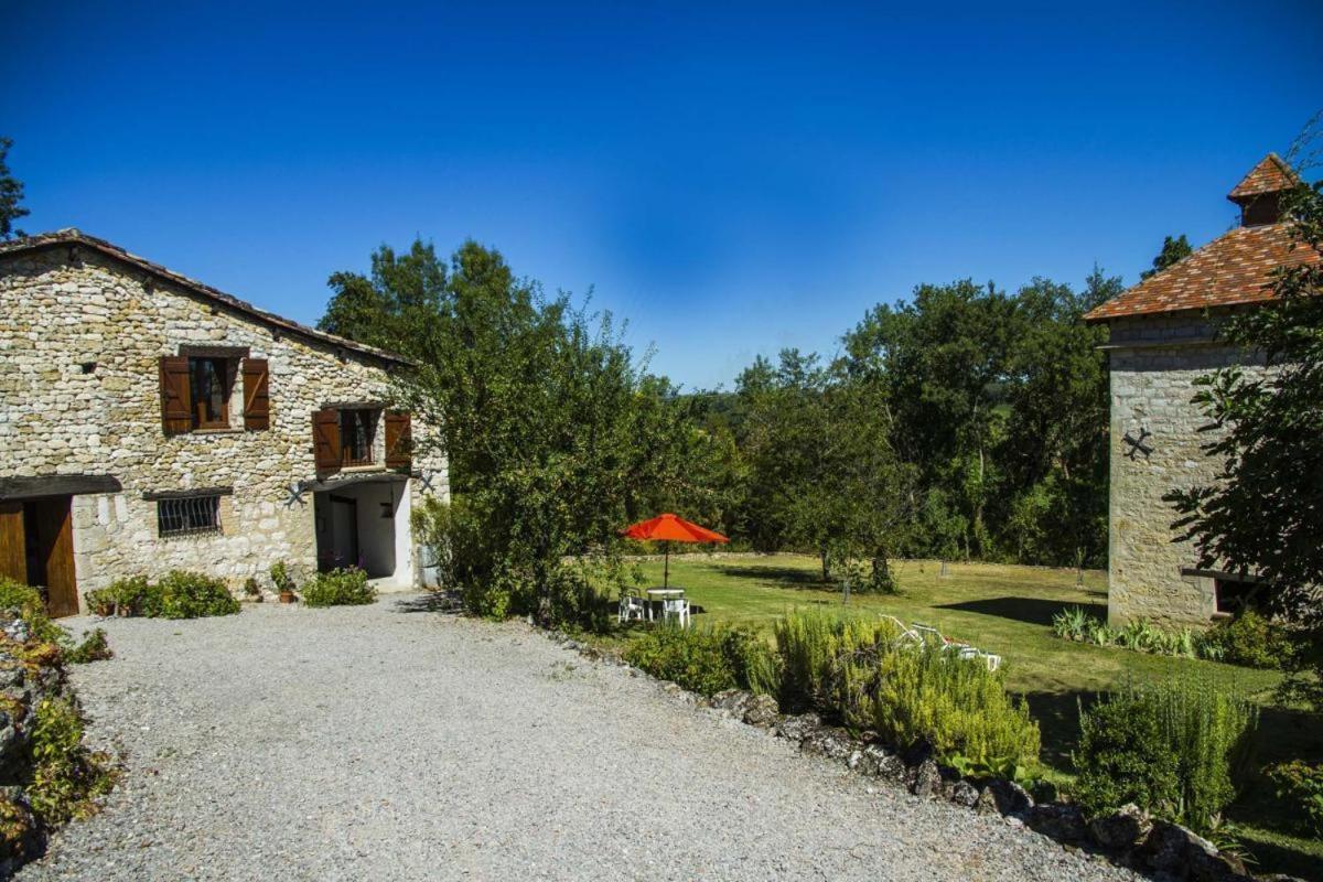 Вилла Chez Simone Senouillac Экстерьер фото